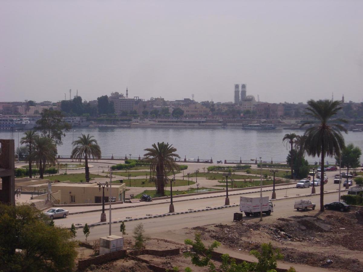 Ramsess Hostel Luxor Ngoại thất bức ảnh
