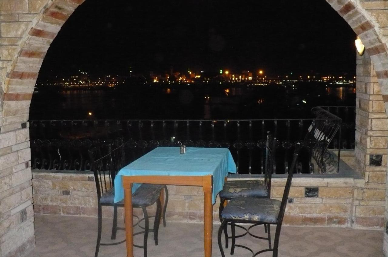 Ramsess Hostel Luxor Ngoại thất bức ảnh
